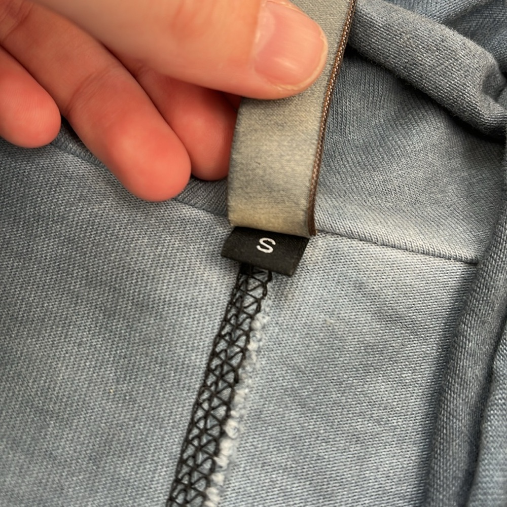 Elegant Blue Women's Cardigan - Picture 6 of 14